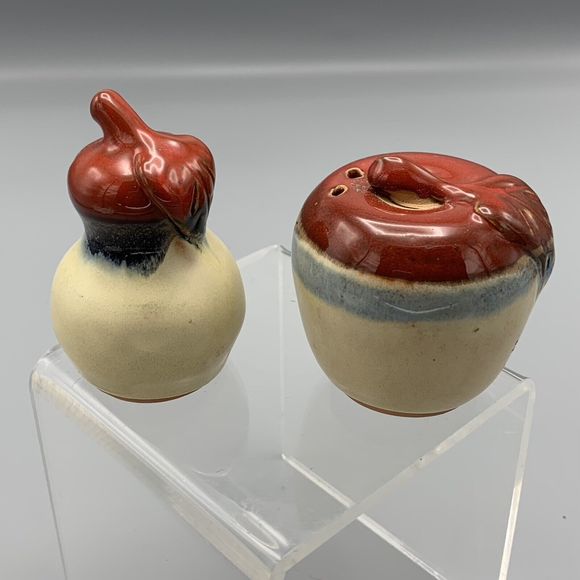 Vtg Studio Pottery Apple and Pear Salt and Pepper Shakers Glazed Red Blue Brown - Picture 5 of 9